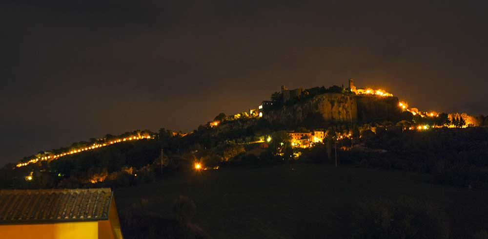 orvieto di notte