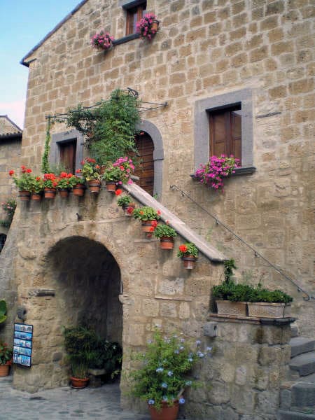 foto del borgo di civita di bagnoregio