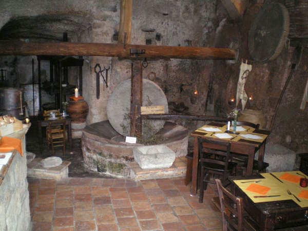 foto di maria e piero trattoria in civita di bagnoregio